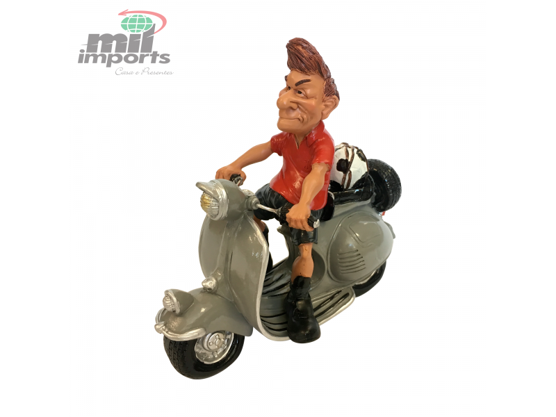 MOTO COM MOTOQUEIRO EM RESINA