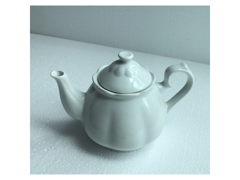Bule em porcelana decorativo ventage