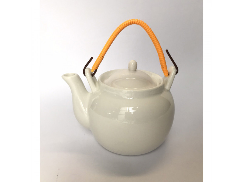 Bule de porcelana com malha de aço decorativo