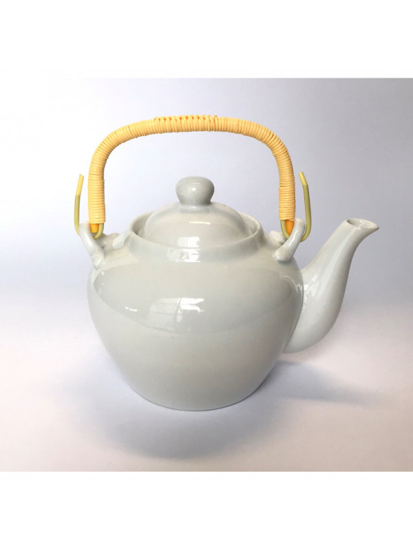 Bule de porcelana com malha de aço decorativo